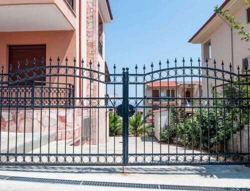 The Benefits of a Professional Aluminum Gate Installation